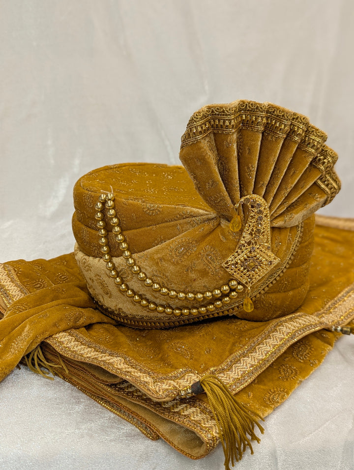 Brown Pagdi and Shawl Set