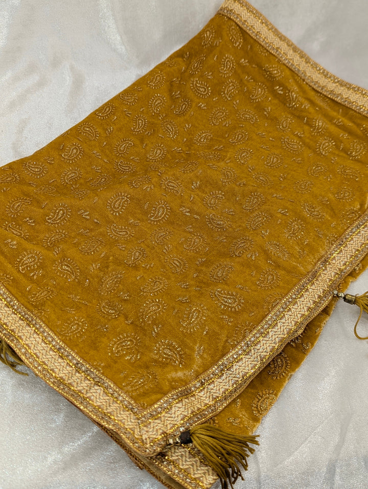 Brown Pagdi and Shawl Set