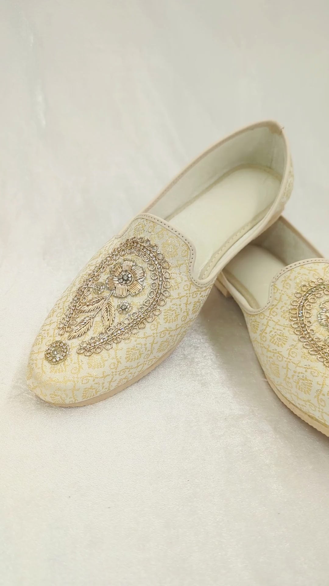 Cream Gold Men's Jutti